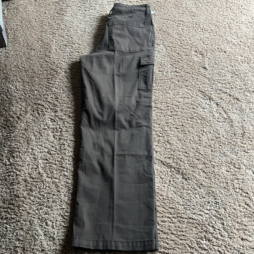 Woman’s cargo pants - Picture 5 of 7